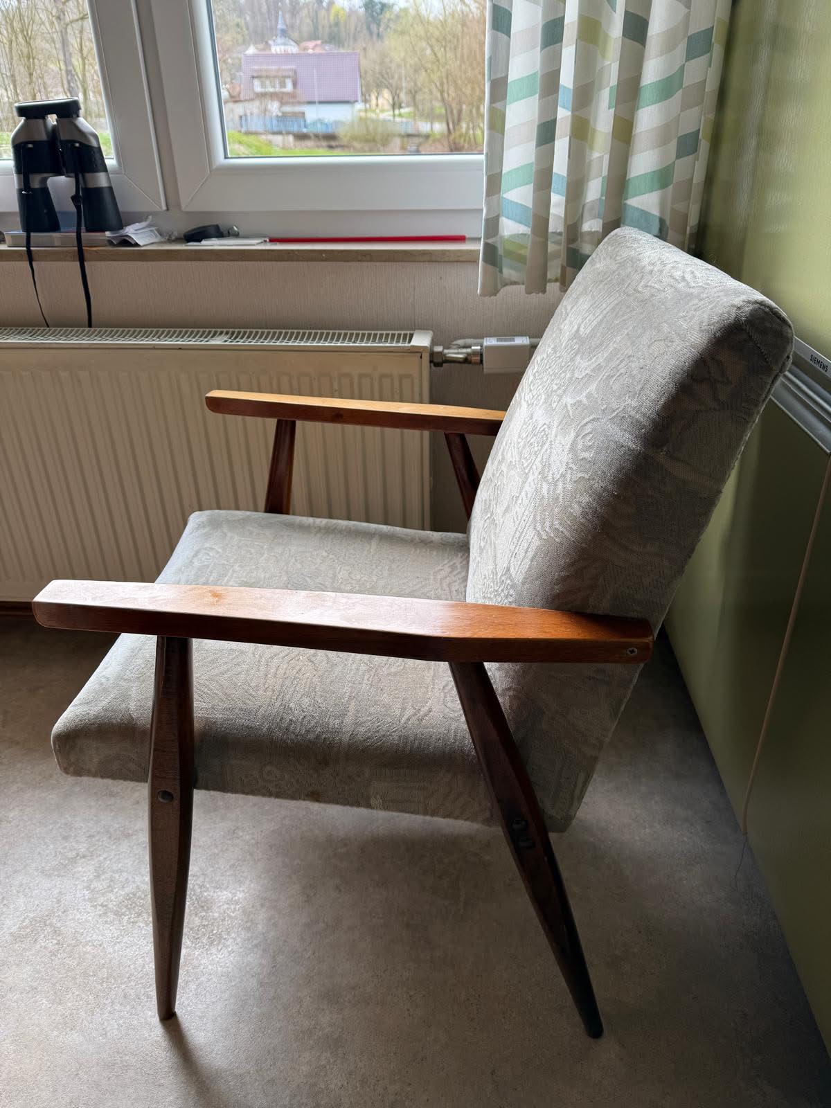 Sessel vor der Aufarbeitung